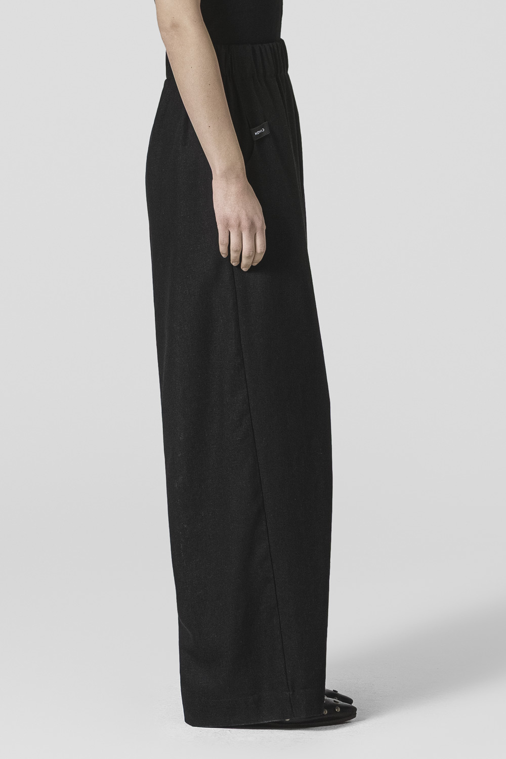 SNUG Schwarzes Leinen – Bild 4